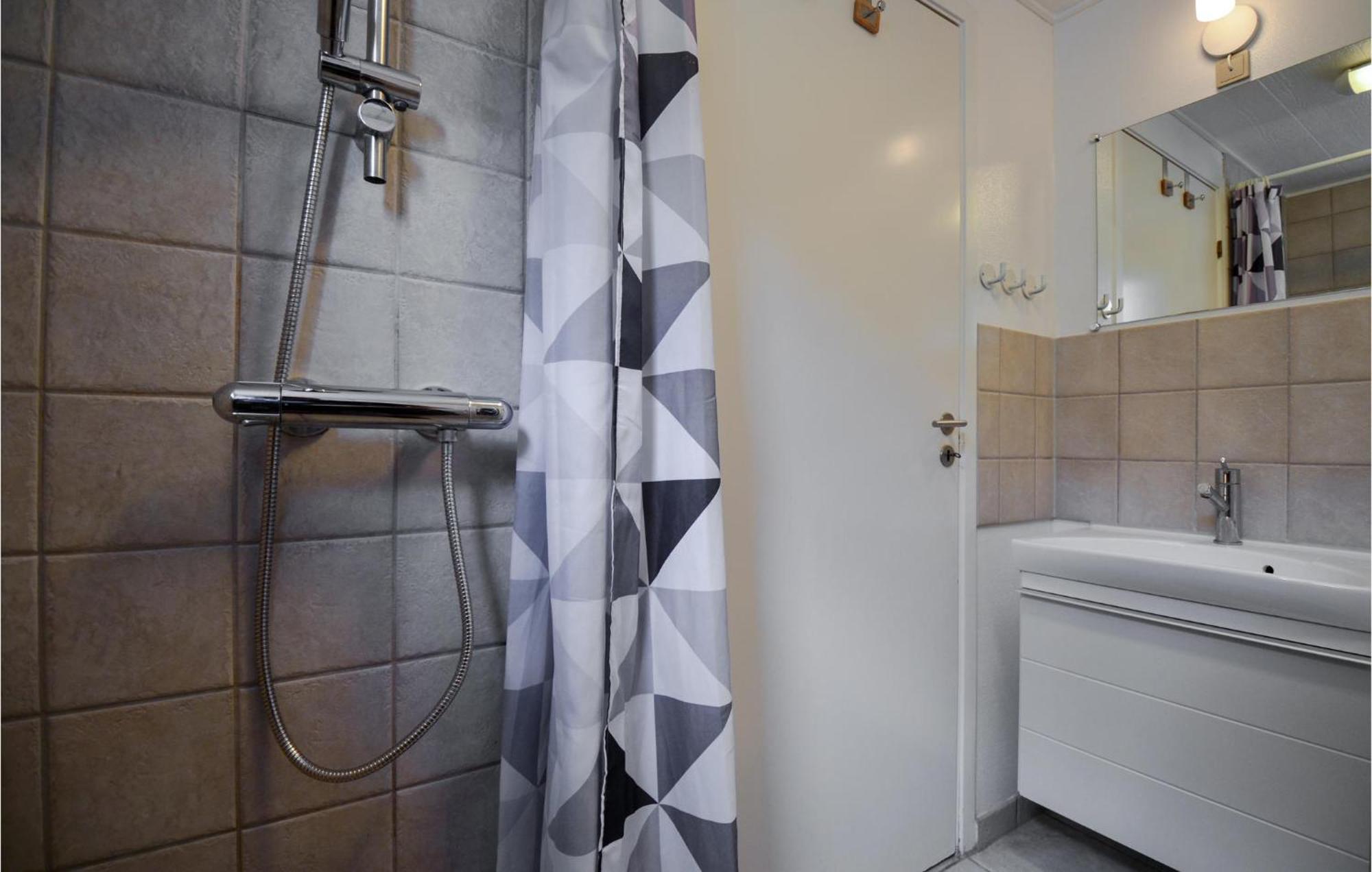 3 Bedroom Amazing Home In Ebeltoft Εξωτερικό φωτογραφία